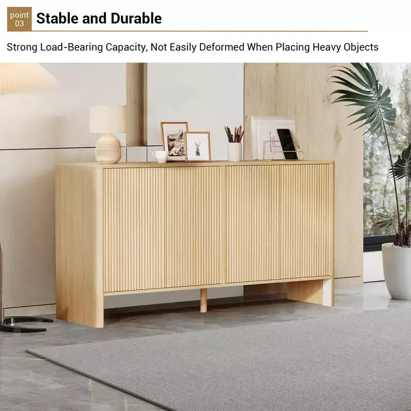 58" geriffeltes Sideboard Buffet mit 4 Türen und verstellbaren Einlegeböden, Mid-Century Modern Kaffeebar, Eichenton